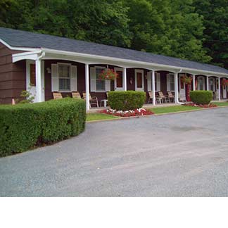 Cave Mountain Motel in Windham